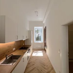 ERSTBEZUG I 3-Zimmer-Wohnung nähe Volksoper - Photo 1
