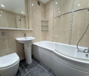 1 bedroom flat to rent - Photo 4