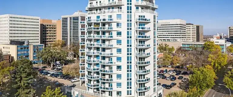 Gorgeous FULLY FURNISHED 1 Bedroom Legislature District | 506 - 10504 99 Avenue, Edmonton - Photo 1