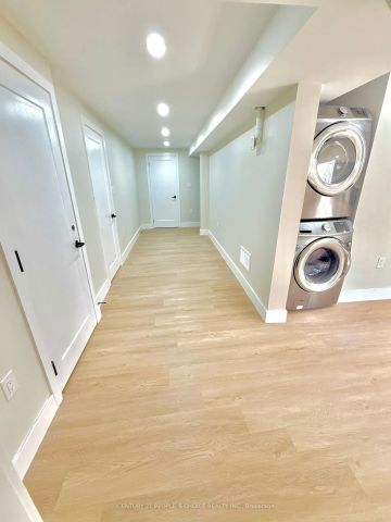 851 Audley Road S #BSMT - Photo 3