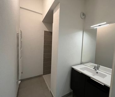 Location Appartement 2 pièces 37m² ROQUES 31120 - Photo 2