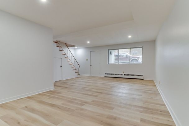 6451 Rue Rameau, H1P 1T1, Montréal - Photo 1