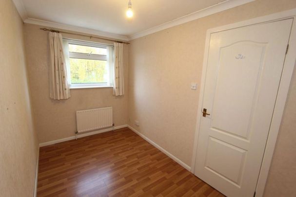 2 bedroom property to rent - Photo 1