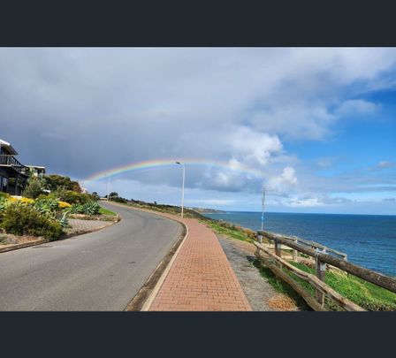 2 Clifftop Crescent, Hallett Cove, SA 5158 - Photo 1