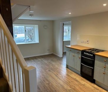 2 bedroom barn conversion to rent - Photo 2