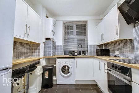 3 bedroom flat to rent - Photo 4