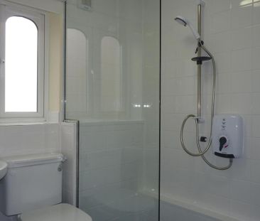 1 bedroom ground floor flat to rent - Photo 5