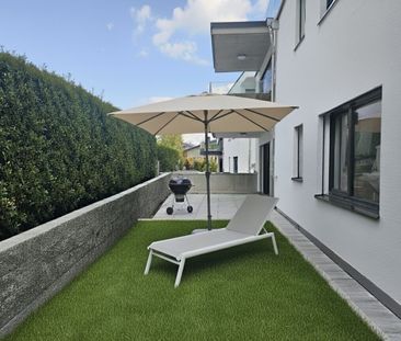 NEUBAU AN TOPLAGE MIT GROSSZÜGIGEM SITZPLATZ (40 M²) SOWIE EIGENER ... - Foto 3