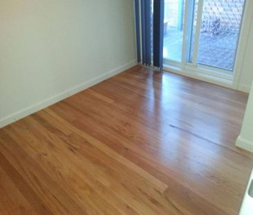 Castle Hill villa for rent - Photo 4