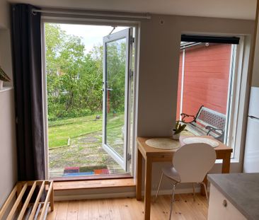 Övre Montörsgatan, Västra Frölunda - Photo 1