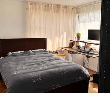 cozy and warm 3 bedroom home - Photo 2