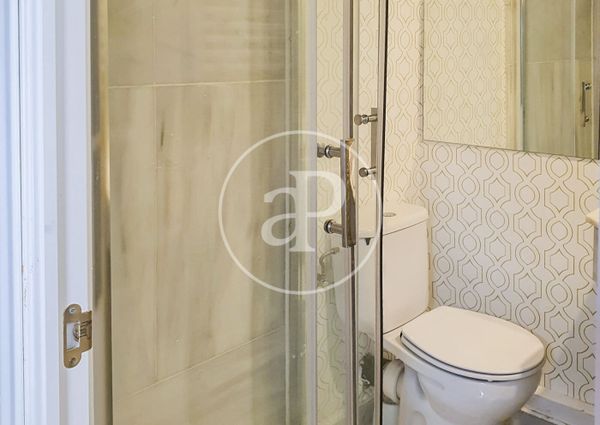 Penthouse for rent in Ayala