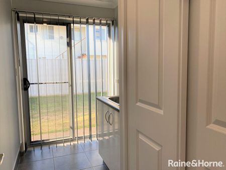 154 Cypress Street, Urangan, QLD 4655 - Photo 5