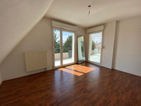 Location Appartement 3 pièces 89m² HOLTZHEIM 67810 - Photo 2