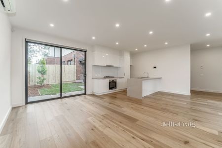 20 Montpellier Road, Burwood - Photo 5