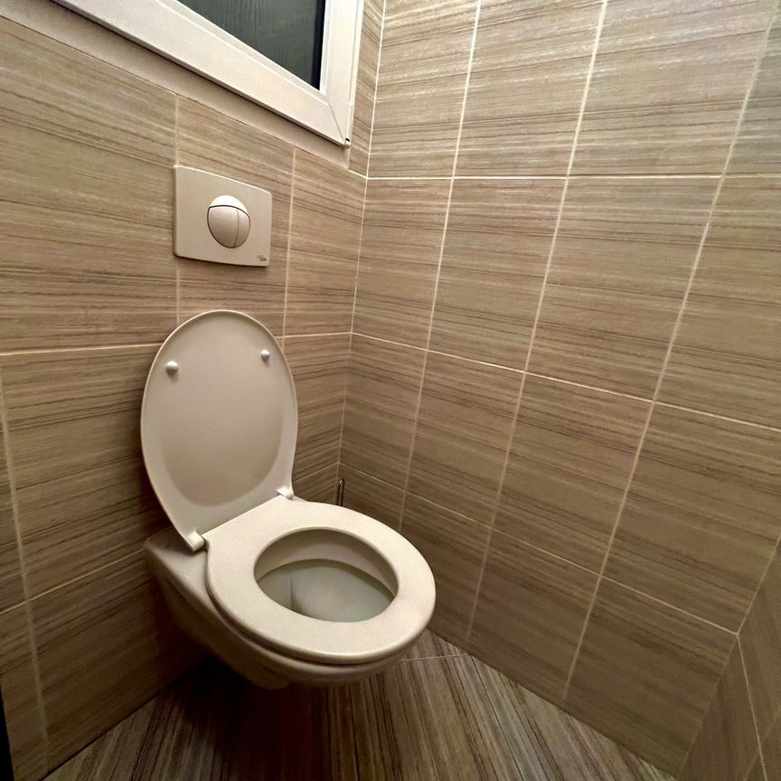 Pronájem bytu 3+1 65 m² - Photo 1