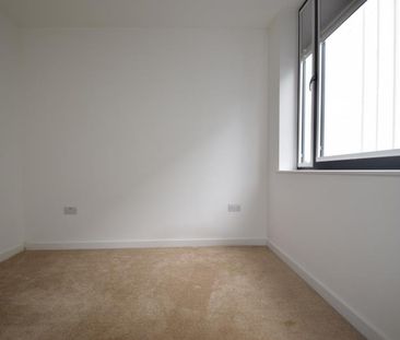 29 Victoria Avenue, Southend On Sea, Essex, SS2 - Photo 4