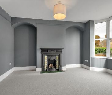 4 bedroom terraced house to rent - Photo 1