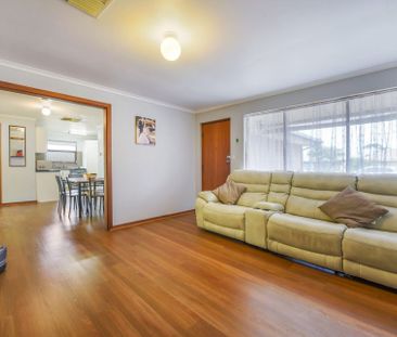 Spacious Family Living in a Convenient Reynella Location - Photo 1