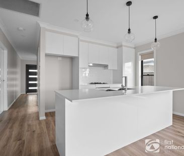 FOUR BEDROOM FAMILY HOME - Photo 5