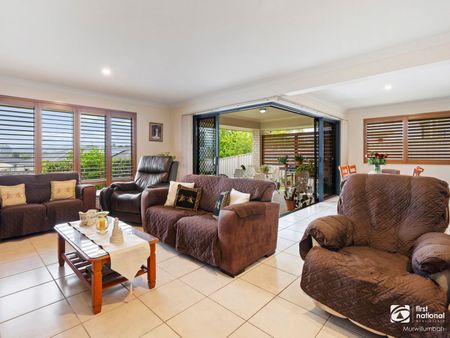 Contemporary Duplex Living in Murwillumbah's Riva-Vue Estate - Photo 2