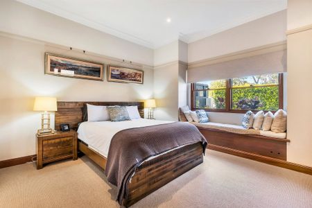 Enormous Family Retreat! - Photo 3