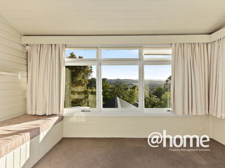 Character Family Home - Photo 3