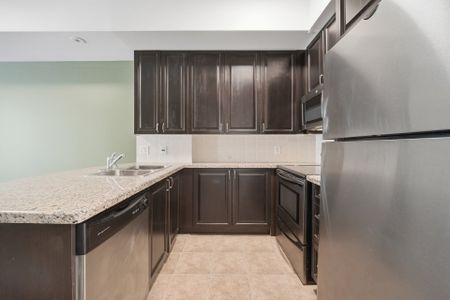 For Lease - 88 Carr Street Unit# TH21, Toronto, Ontario - Photo 3
