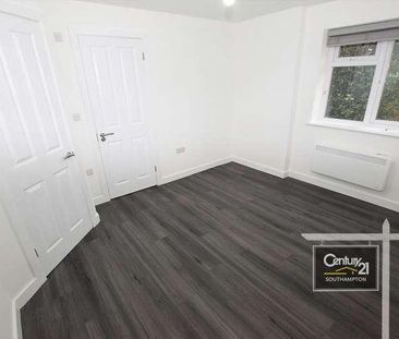 |ref: |, Portsmouth Road, Southampton, SO19 - Photo 2