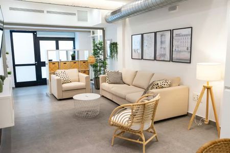 Calle Pelay Correa, Sevilla, Andalusia 41010 - Photo 3