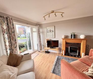 2 bedroom ground floor flat to rent - Photo 1