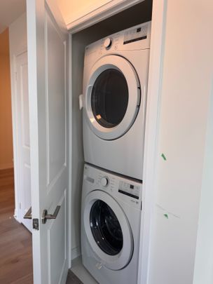 For Lease - 15 Watergarden Drive Unit# 1009, Mississauga, Ontario - Photo 1