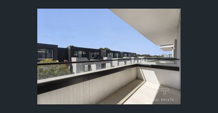 Modern, Spacious Living in a Prime Location - Photo 5