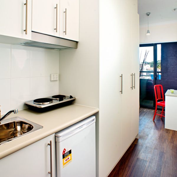 Partially furnished apartments - close vicinity of sydney cbd and the university of sydney - Photo 1