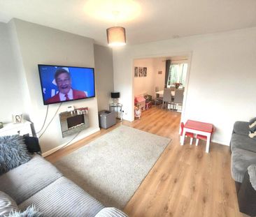 3 bedroom terraced house to rent - Photo 4