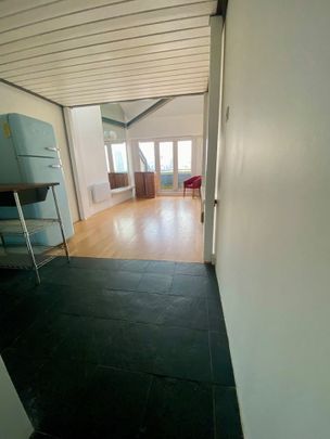 1 Bed Flat, Manhattan Building Bow Quarter, E3 - Photo 1