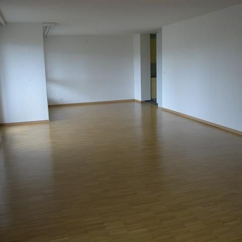 "Ihre erste Wohnung in Ostermundigen?" - Photo 1