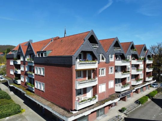 Viel Platz zum Leben!3-Zimmer-Wohnung mit Balkon in Bielefeld-Brackwede - Photo 1