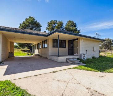 Spacious Homes in Scenic Surrounds - Photo 3