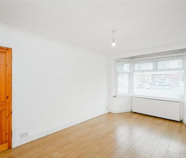 2 bedroom maisonette to rent - Photo 4