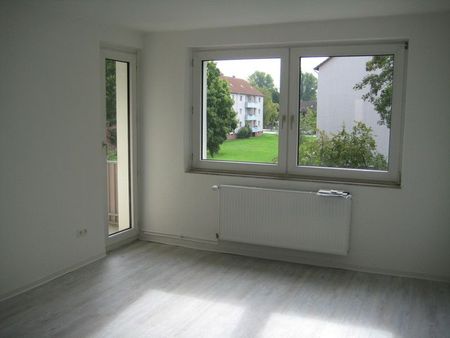 Modernisierte 3- Zimmerwohnung mit sonnigem Balkon - Foto 5