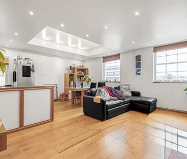 2 Bed Flat, Alexandra House, RG1 - Photo 1