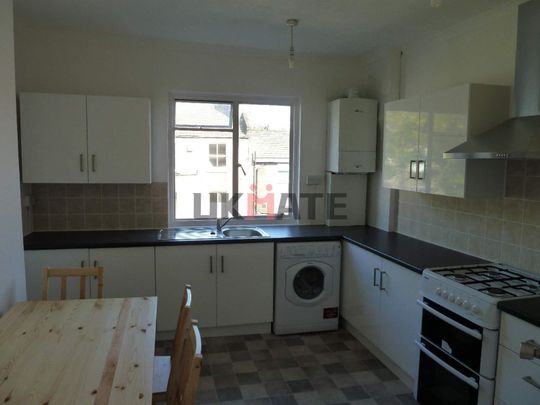 Lakeside road Room 1 - Photo 1