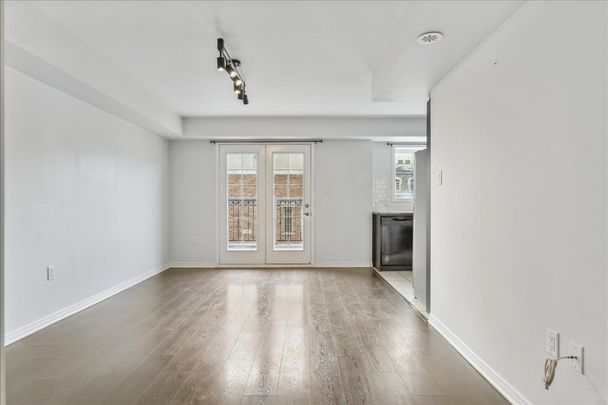 For Lease - 2441 Greenwich Road Unit# 121, Oakville, Ontario - Photo 1