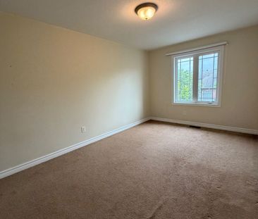 For Lease - 90 Brady Avenue, Kanata, Ontario - Photo 2