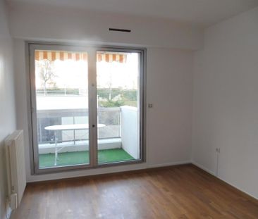 Location Appartement 2 pièces 52m² FONTAINEBLEAU 77300 - Photo 2