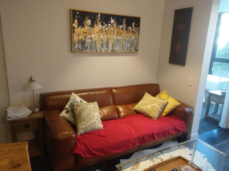 North Melbourne - Photo 3