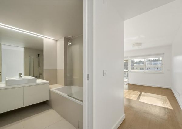 1 Bedroom Apartment with parking, Fórum Oeiras, Oeiras