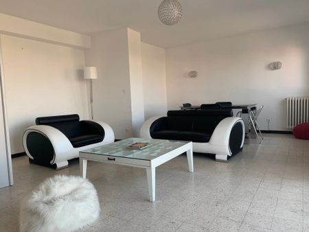 Location Appartement 3 pièces 80 m2 à Perpignan - Photo 4