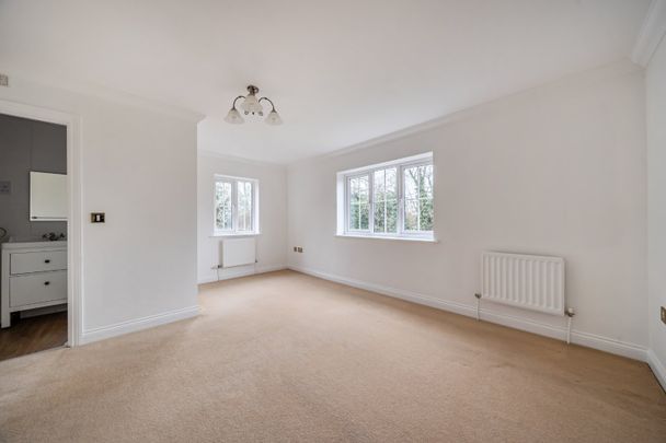 5 bedroom detached house to rent - Photo 1